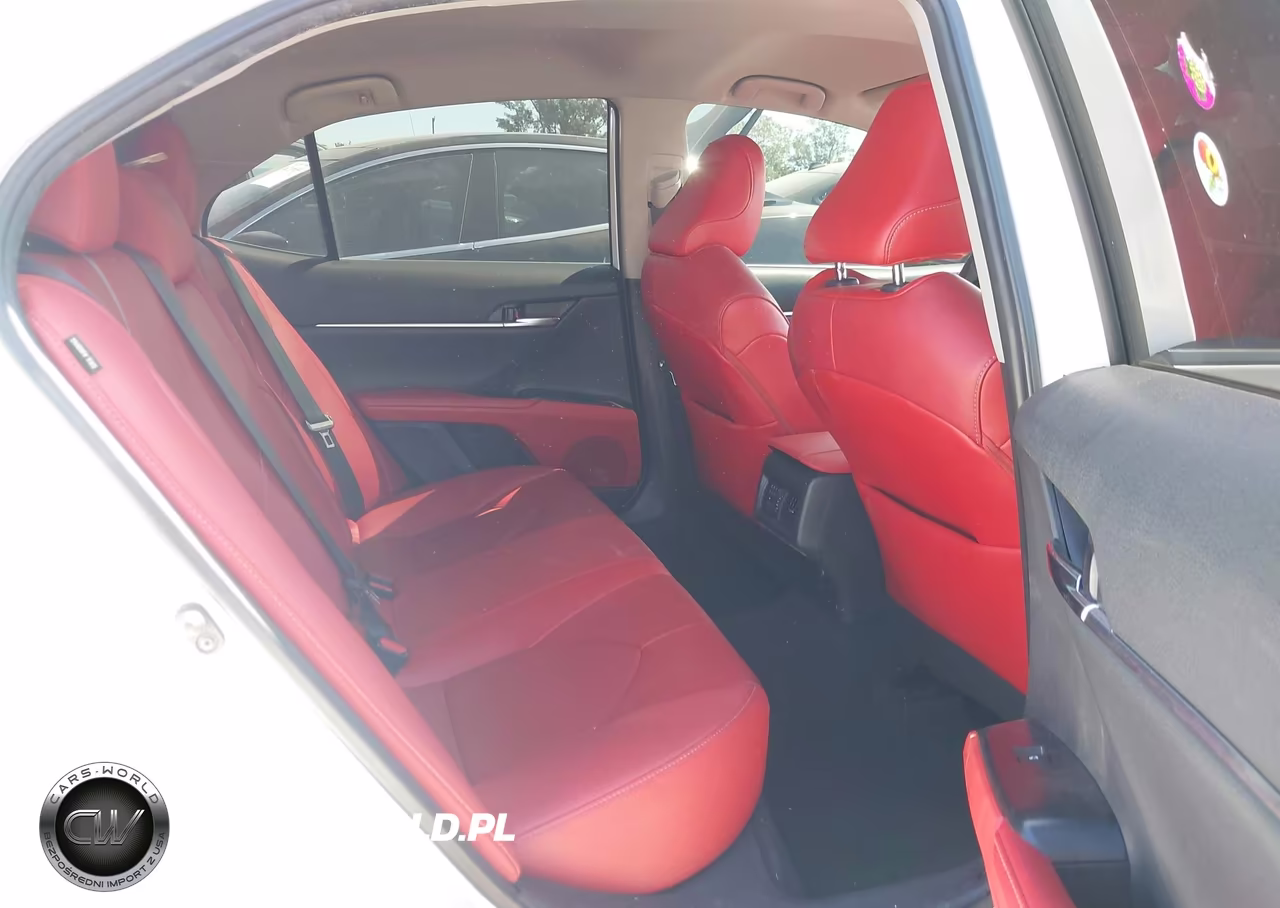 2020 Toyota Camry Xse VIN:4T1K61AK1LU972485 - 8