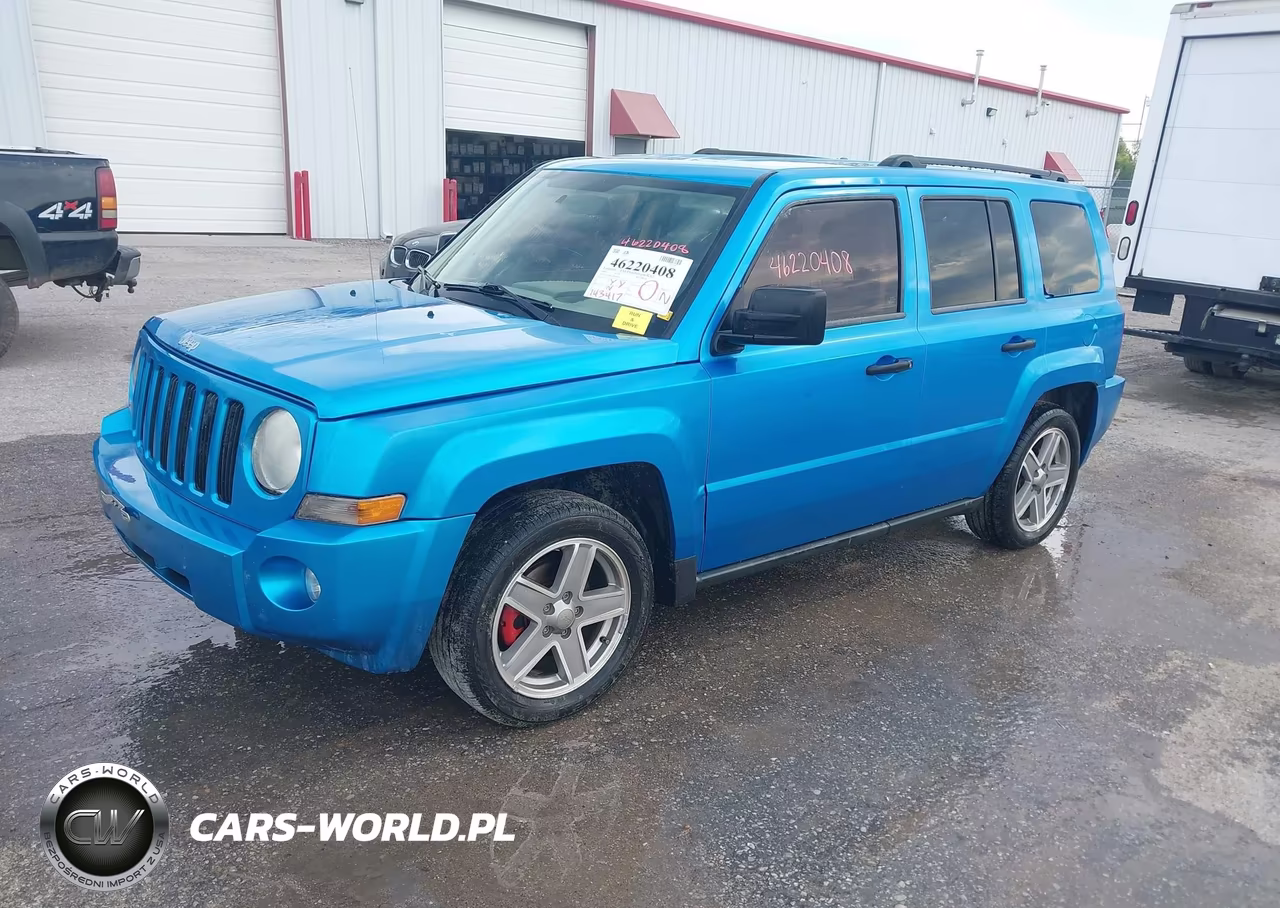 2008 Jeep Patriot Sport VIN:1J8FF28W18D660767 - 2