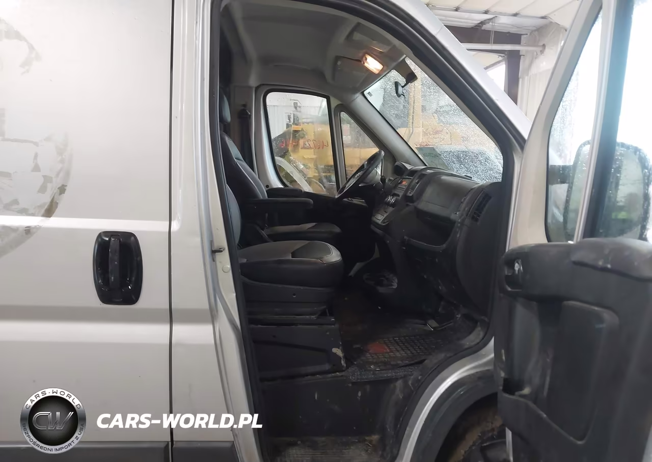 2015 Ram Promaster 1500 Low Roof VIN:3C6TRVAG2FE507601 - 5