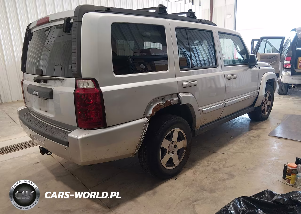 2010 Jeep Commander Sport VIN:1J4RH4GK9AC157759 - 4