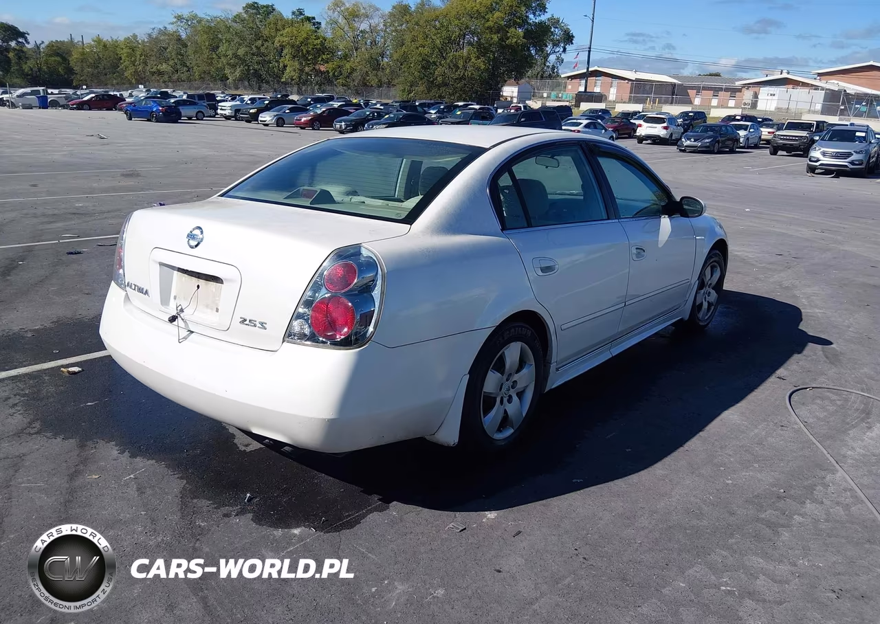 2005 Nissan Altima 2.5 S VIN:1N4AL11D85C188233 - 4