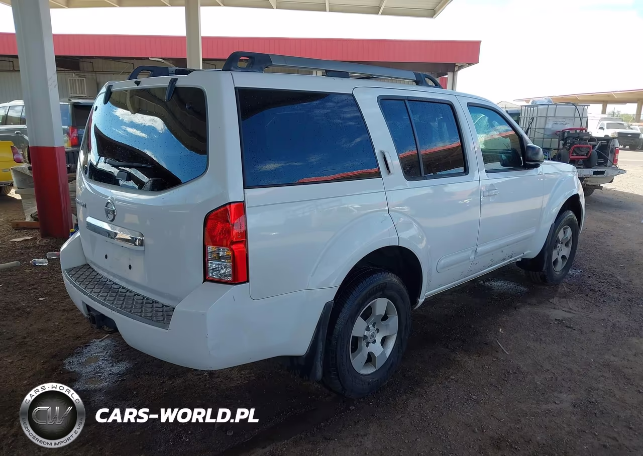 2010 Nissan Pathfinder S VIN:5N1AR1NB4AC621313 - 4