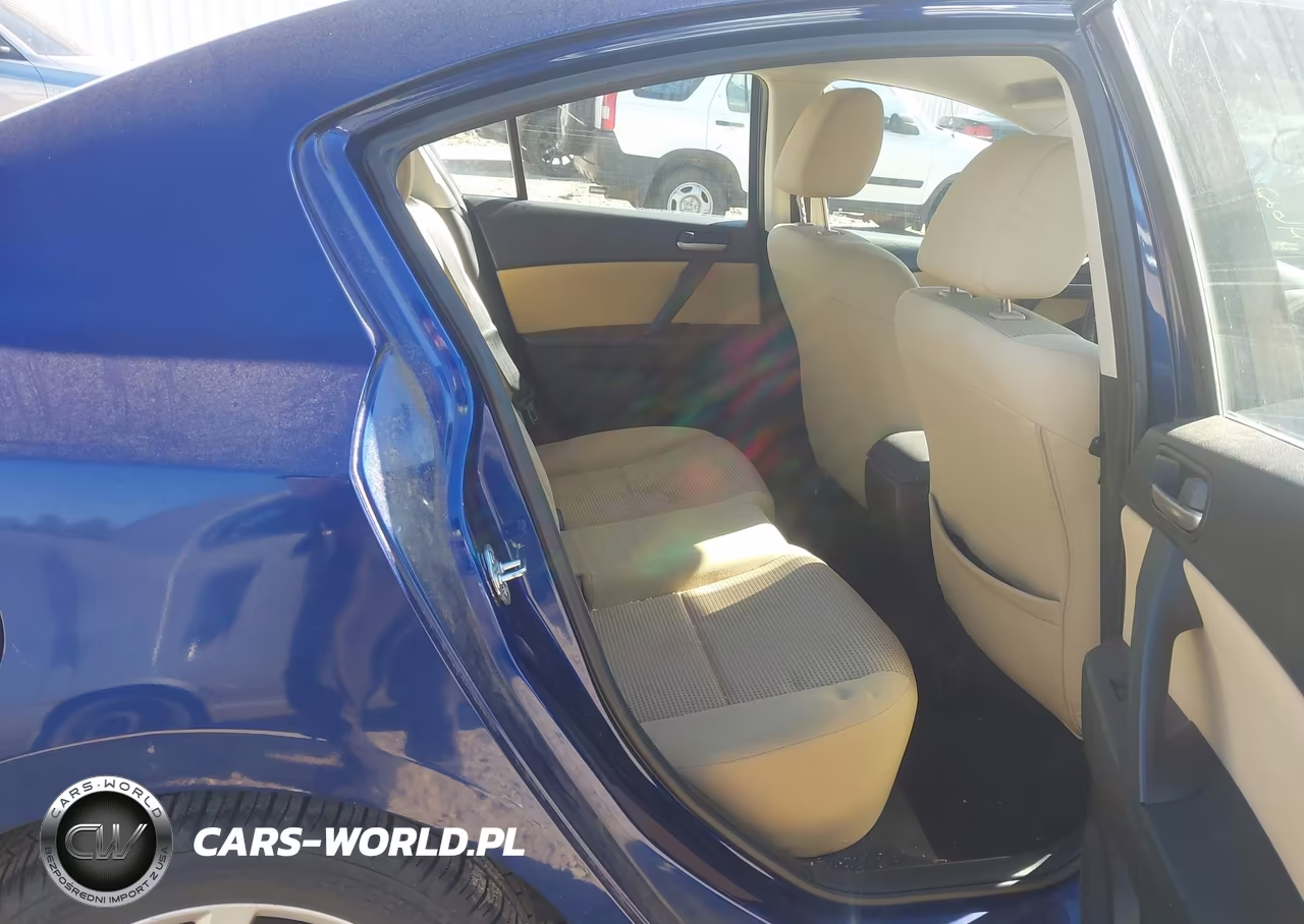 2012 Mazda Mazda3 I Touring VIN:JM1BL1V7XC1573272 - 8