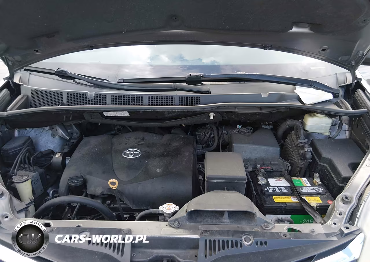 2019 Toyota Sienna Le 8 Passenger VIN:5TDKZ3DC3KS966265 - 10