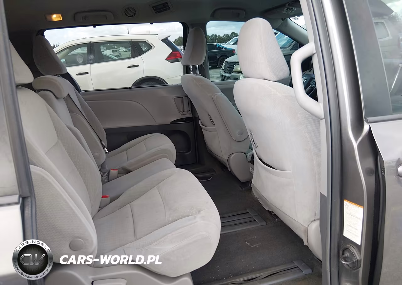2019 Toyota Sienna Le 8 Passenger VIN:5TDKZ3DC3KS966265 - 8