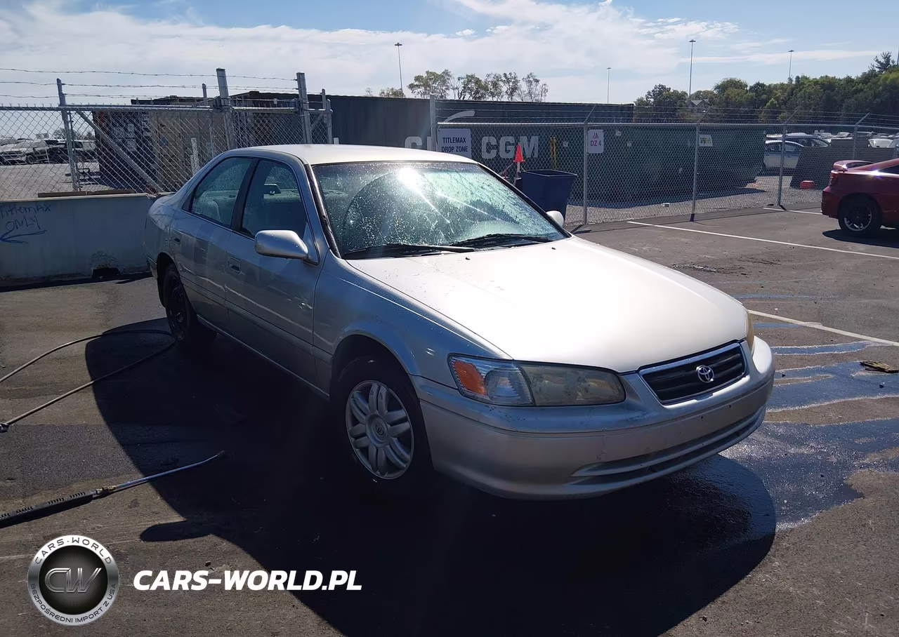2001 Toyota Camry Le VIN:4T1BG22K21U027155 - 1