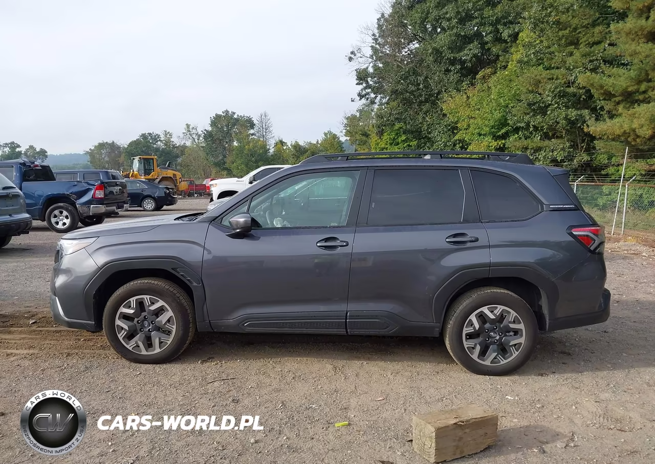 2025 Subaru Forester Premium VIN:JF2SLDDC8SH557708 - 14
