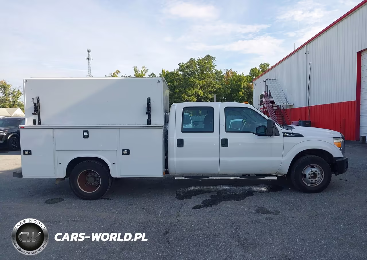 2015 Ford F-350 Chassis Xl VIN:1FD8W3G66FEB83313 - 17