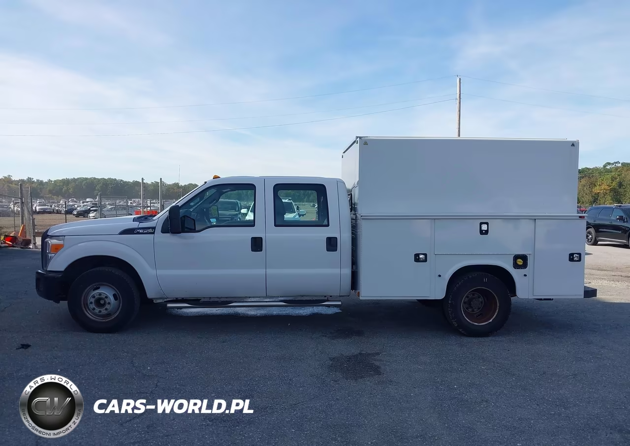 2015 Ford F-350 Chassis Xl VIN:1FD8W3G66FEB83313 - 18