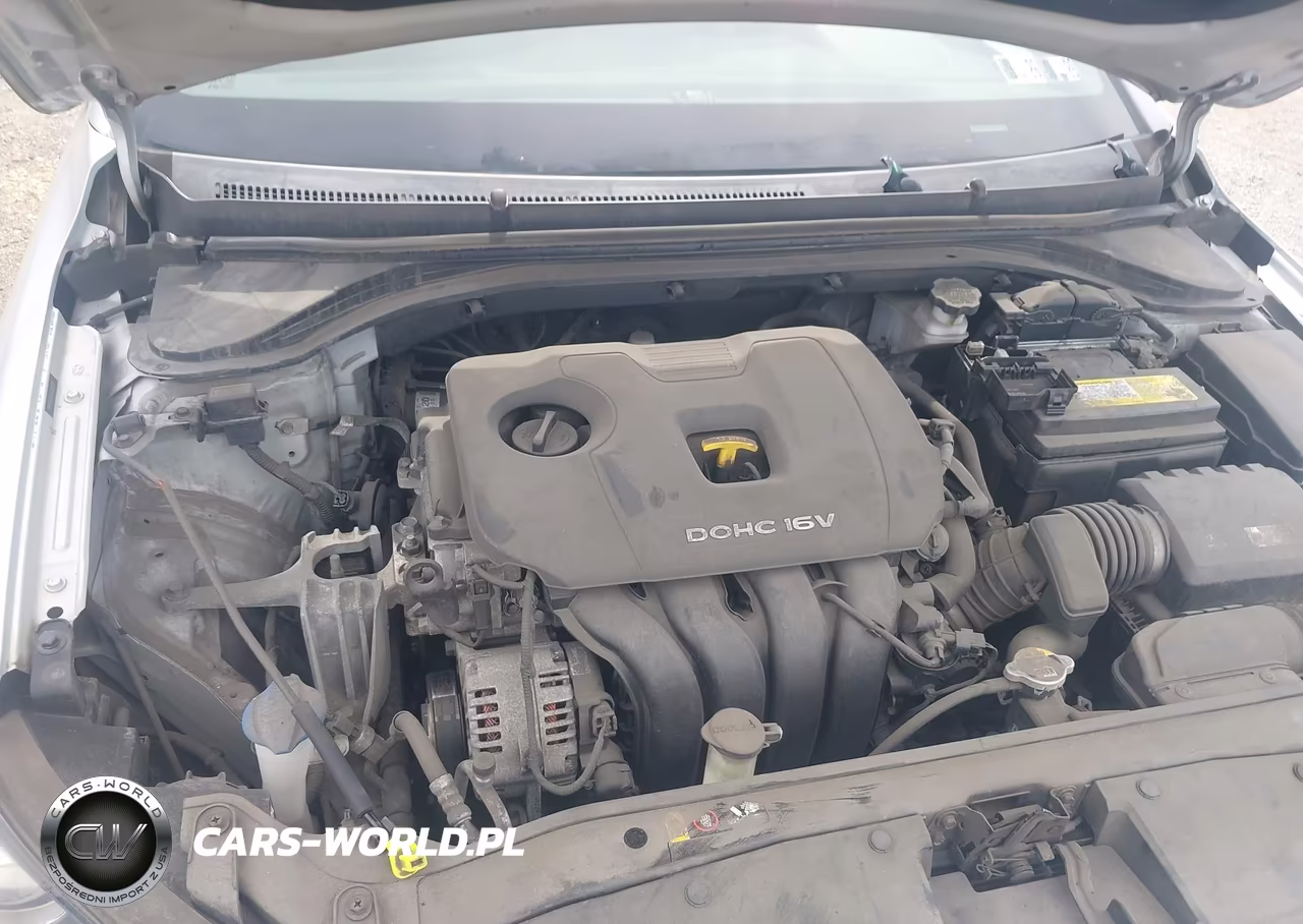 2018 Hyundai Elantra Sel VIN:5NPD84LFXJH238329 - 10