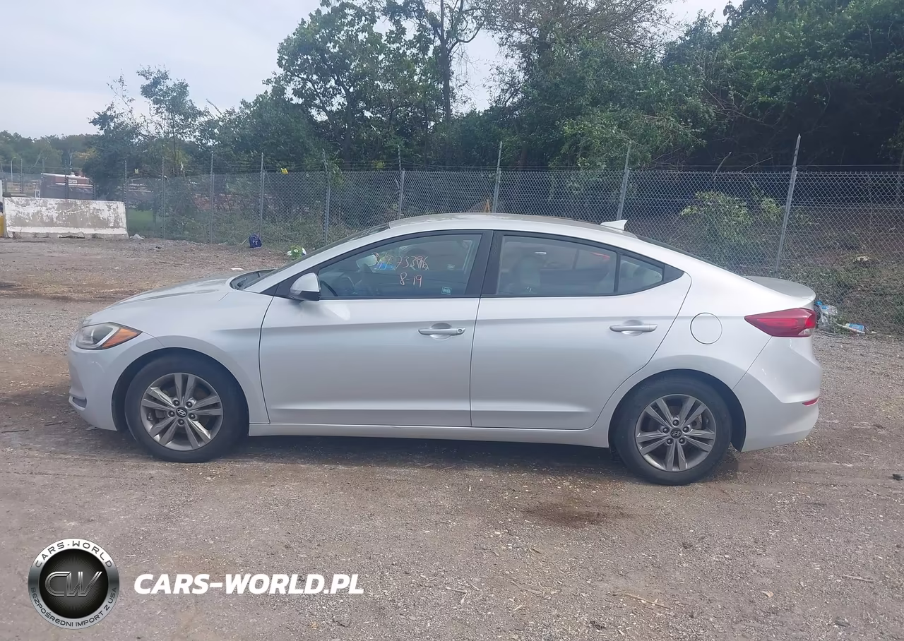 2018 Hyundai Elantra Sel VIN:5NPD84LFXJH238329 - 14
