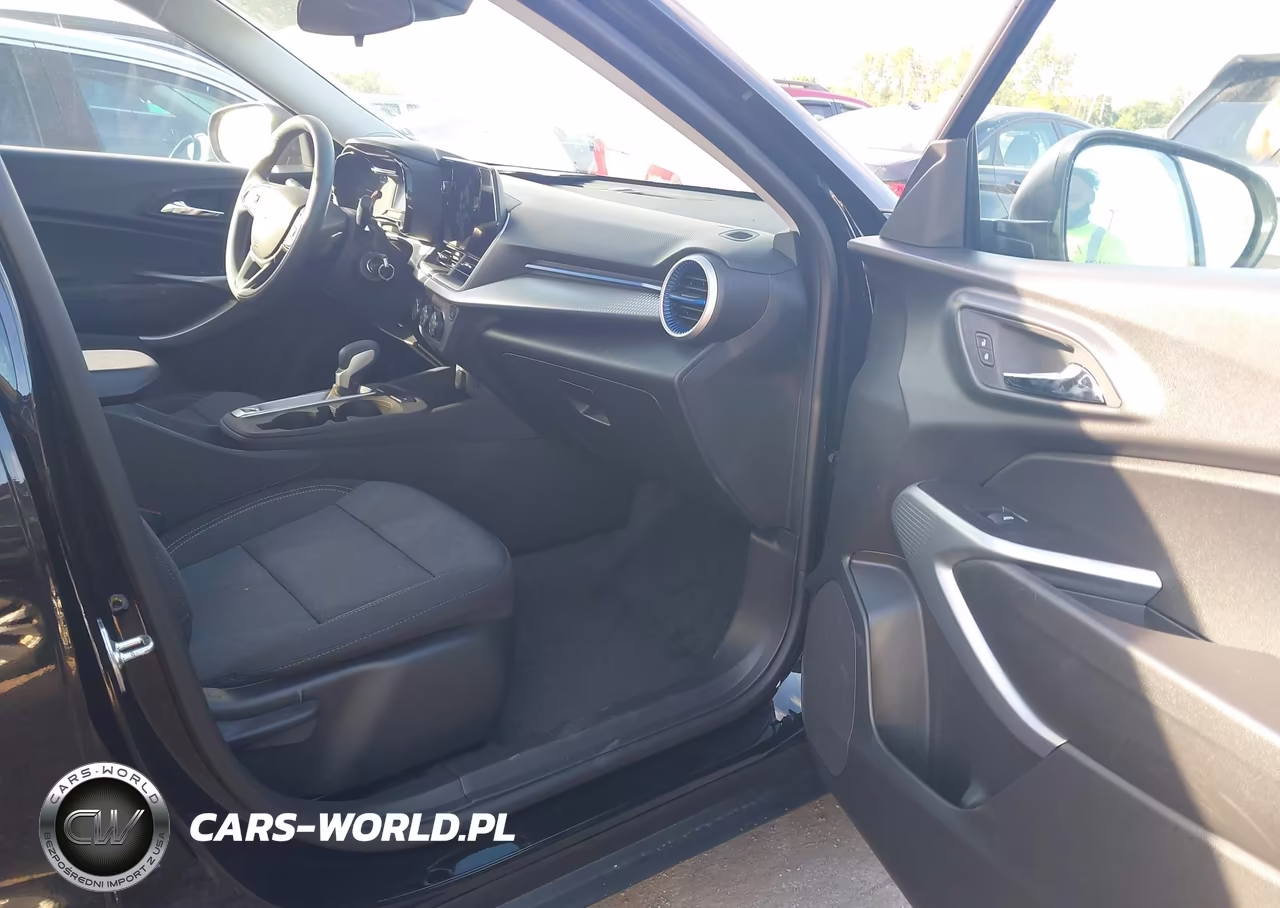 2024 Chevrolet Trax Fwd Sp VIN:KL77LFE25RC230029 - 5