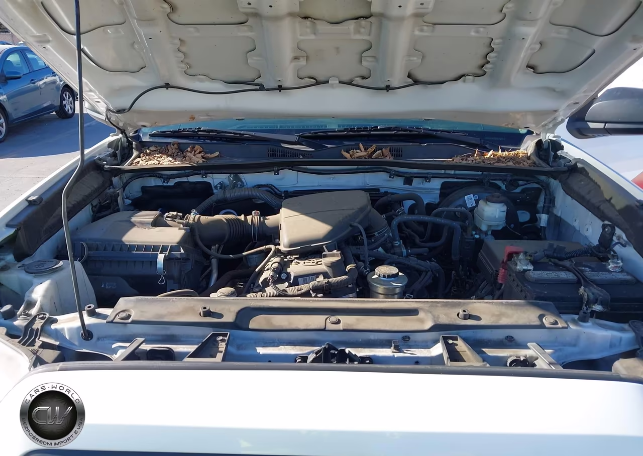 2022 Toyota Tacoma Sr VIN:3TYRX5GN7NT043146 - 10