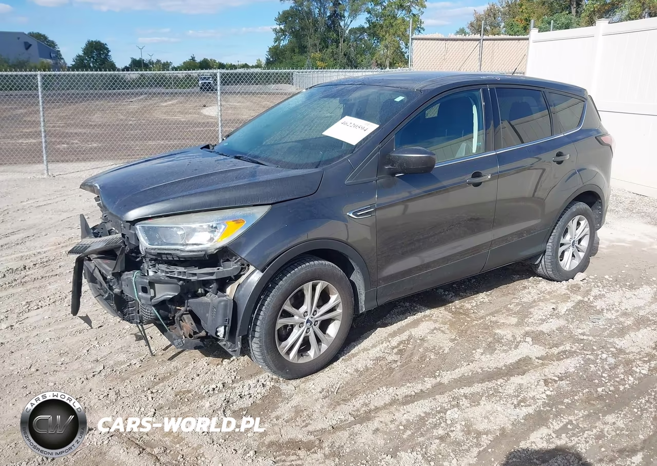 2017 Ford Escape Se VIN:1FMCU9G91HUE23213 - 2