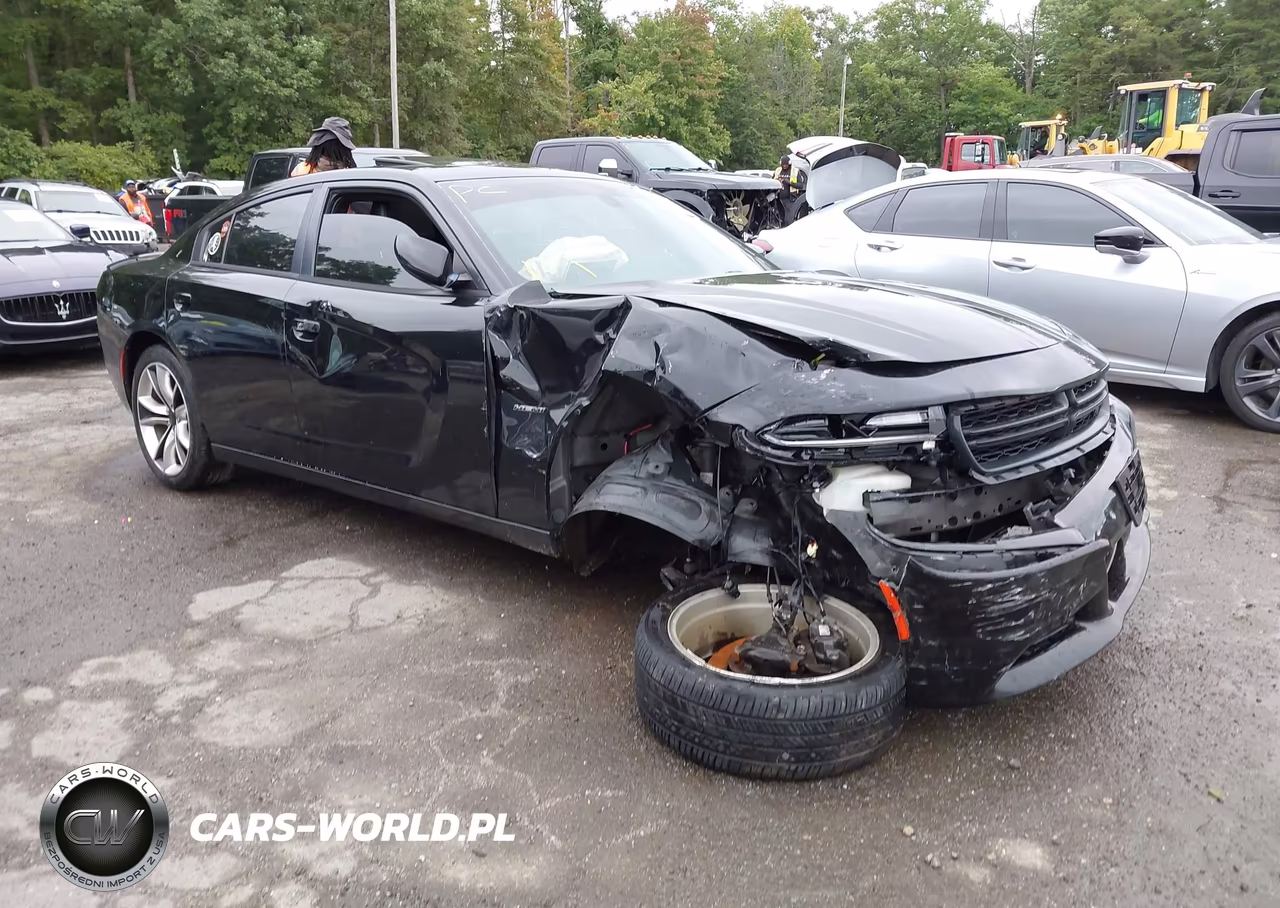 2015 Dodge Charger Road-Track