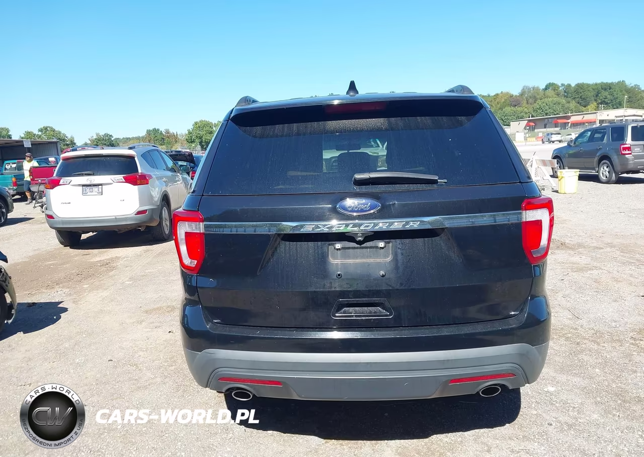 2017 Ford Explorer VIN:1FM5K7B8XHGA31766 - 16