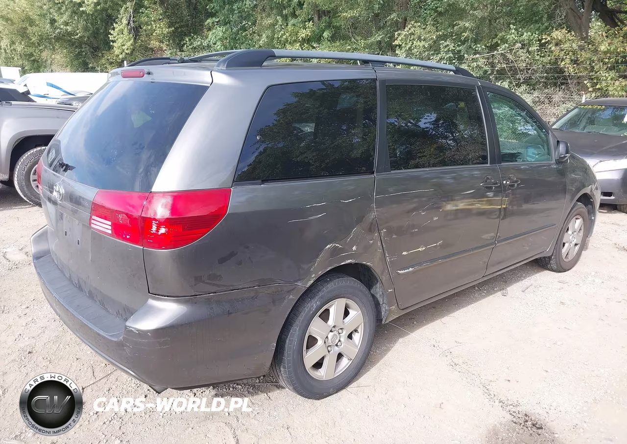 2005 Toyota Sienna Xle VIN:5TDZA22C05S279770 - 4