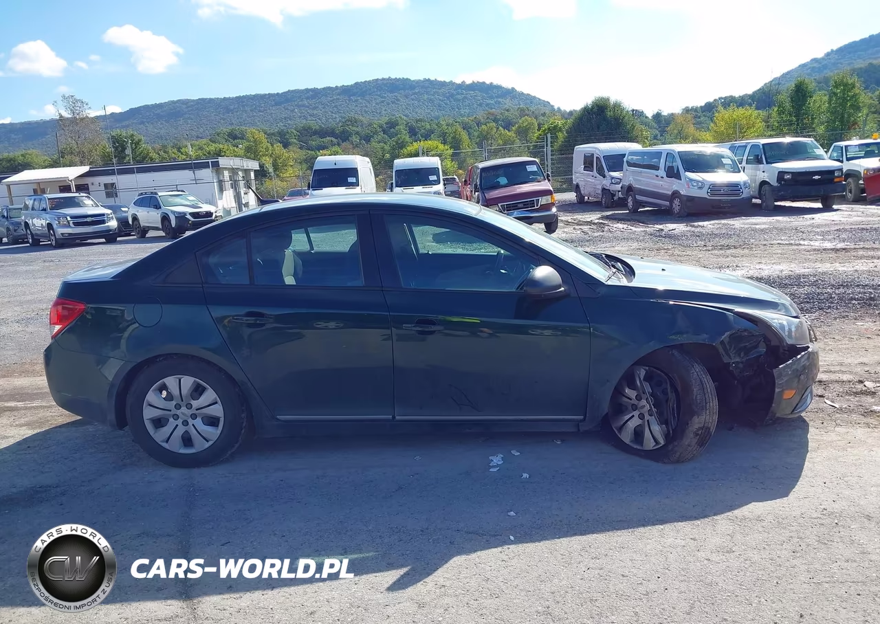 2014 Chevrolet Cruze Ls VIN:1G1PB5SG8E7220588 - 14