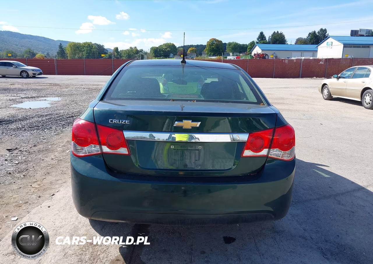 2014 Chevrolet Cruze Ls VIN:1G1PB5SG8E7220588 - 17