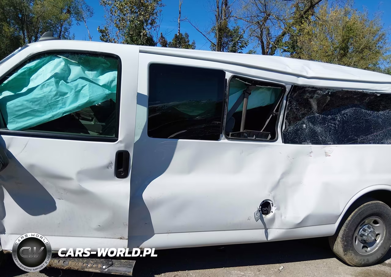 2019 Chevrolet Express 3500 Lt VIN:1GAZGPFG6K1194815 - 13
