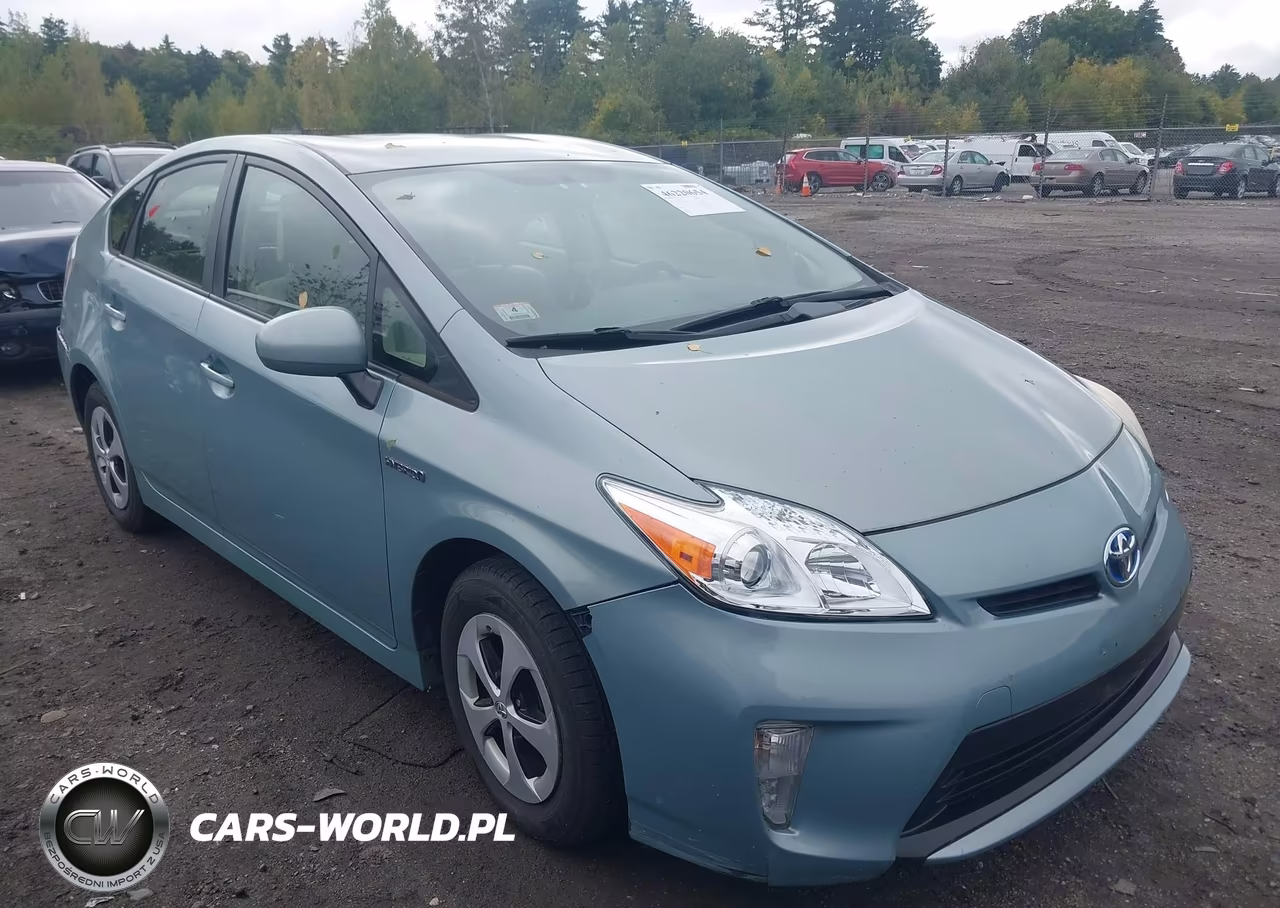 2013 Toyota Prius Two – zdjęcie 1 z 16