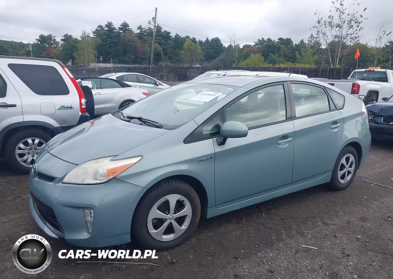 2013 Toyota Prius Two VIN:JTDKN3DU3D1637991 - 2