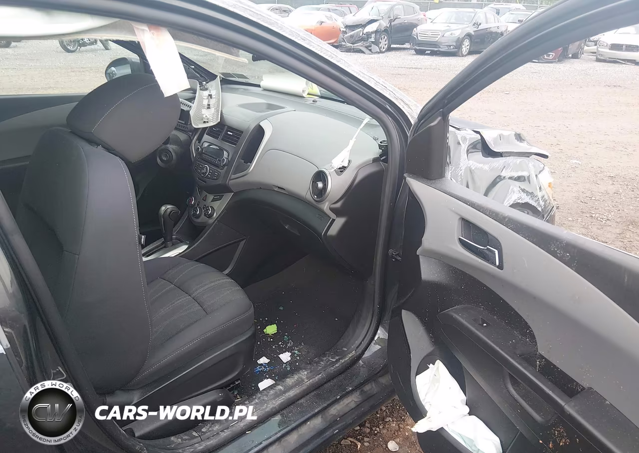 2014 Chevrolet Sonic Lt Auto VIN:1G1JC5SG5E4232377 - 5