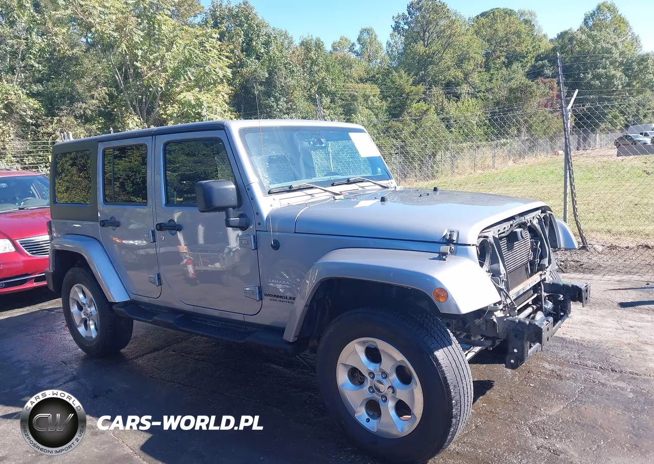 2014 Jeep Wrangler Unlimited Sahara VIN:1C4BJWEG3EL243399 - 13