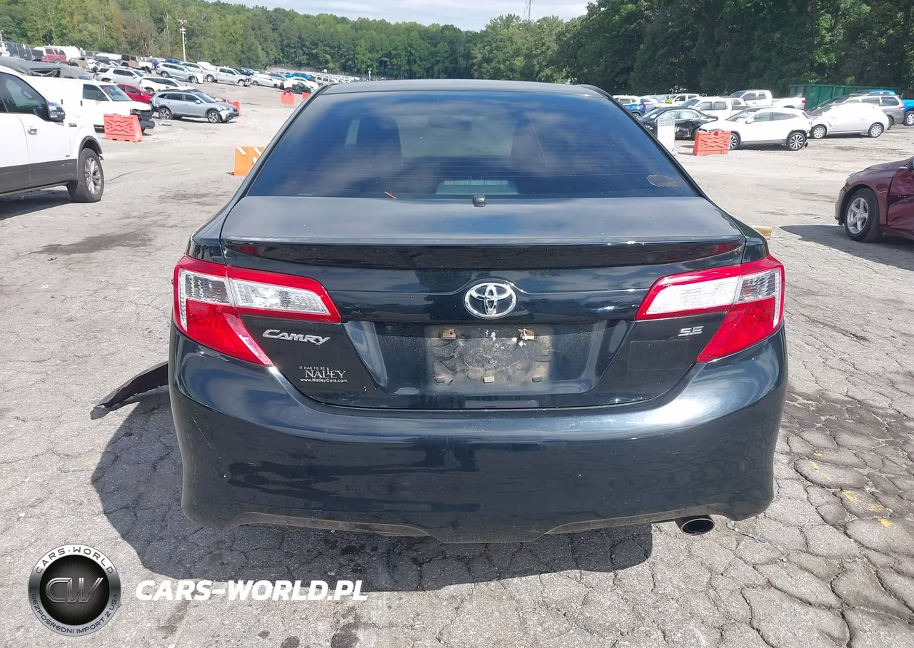 2014 Toyota Camry Se VIN:4T1BF1FK2EU338467 - 16