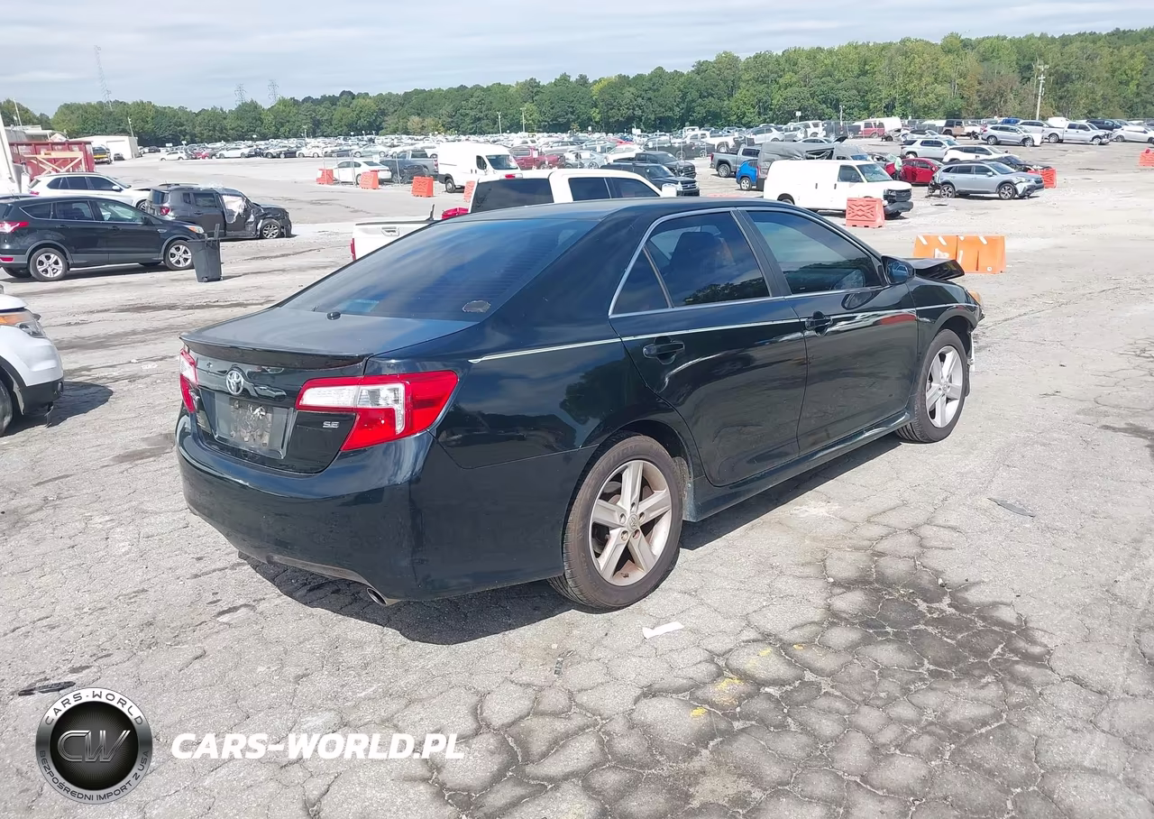 2014 Toyota Camry Se VIN:4T1BF1FK2EU338467 - 4