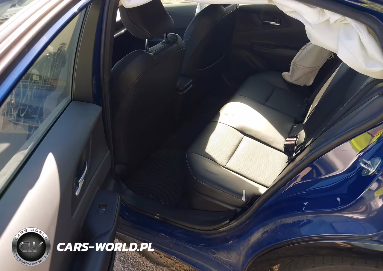 2024 Toyota Prius Xle Awd-E VIN:JTDADABU5R3010680 - 8