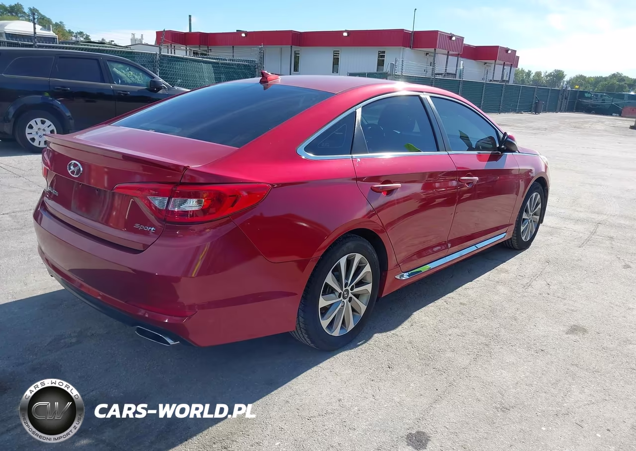 2017 Hyundai Sonata Sport VIN:5NPE34AF3HH480928 - 4