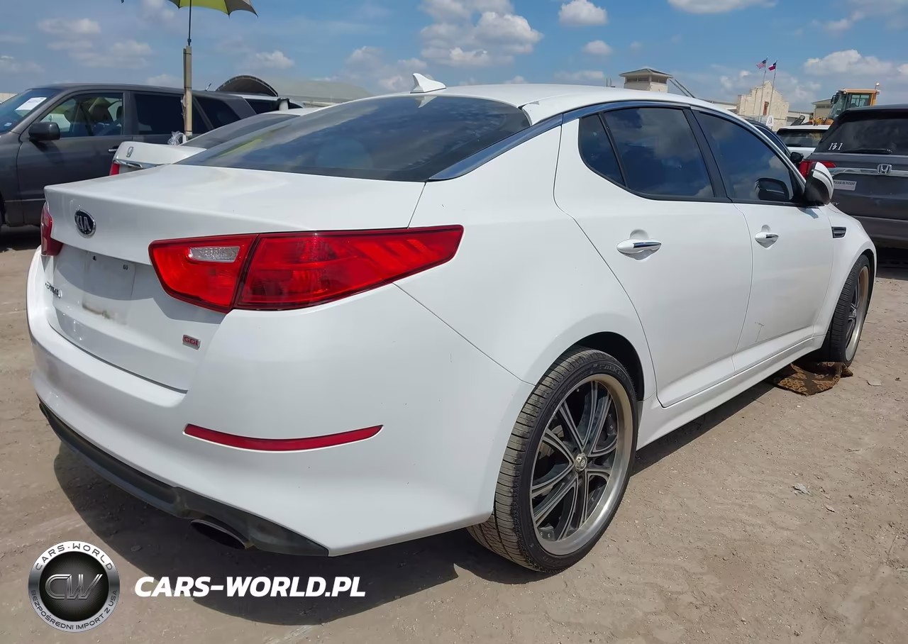 2015 Kia Optima Lx VIN:5XXGM4A79FG510053 - 4