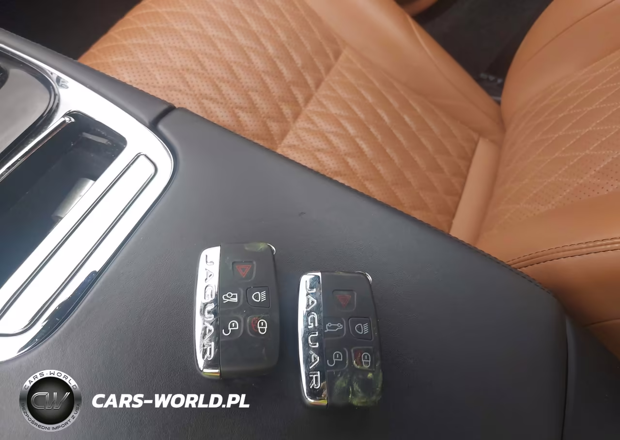 2017 Jaguar Xj Xjl Supercharged VIN:SAJWA2GE5HMW12687 - 11