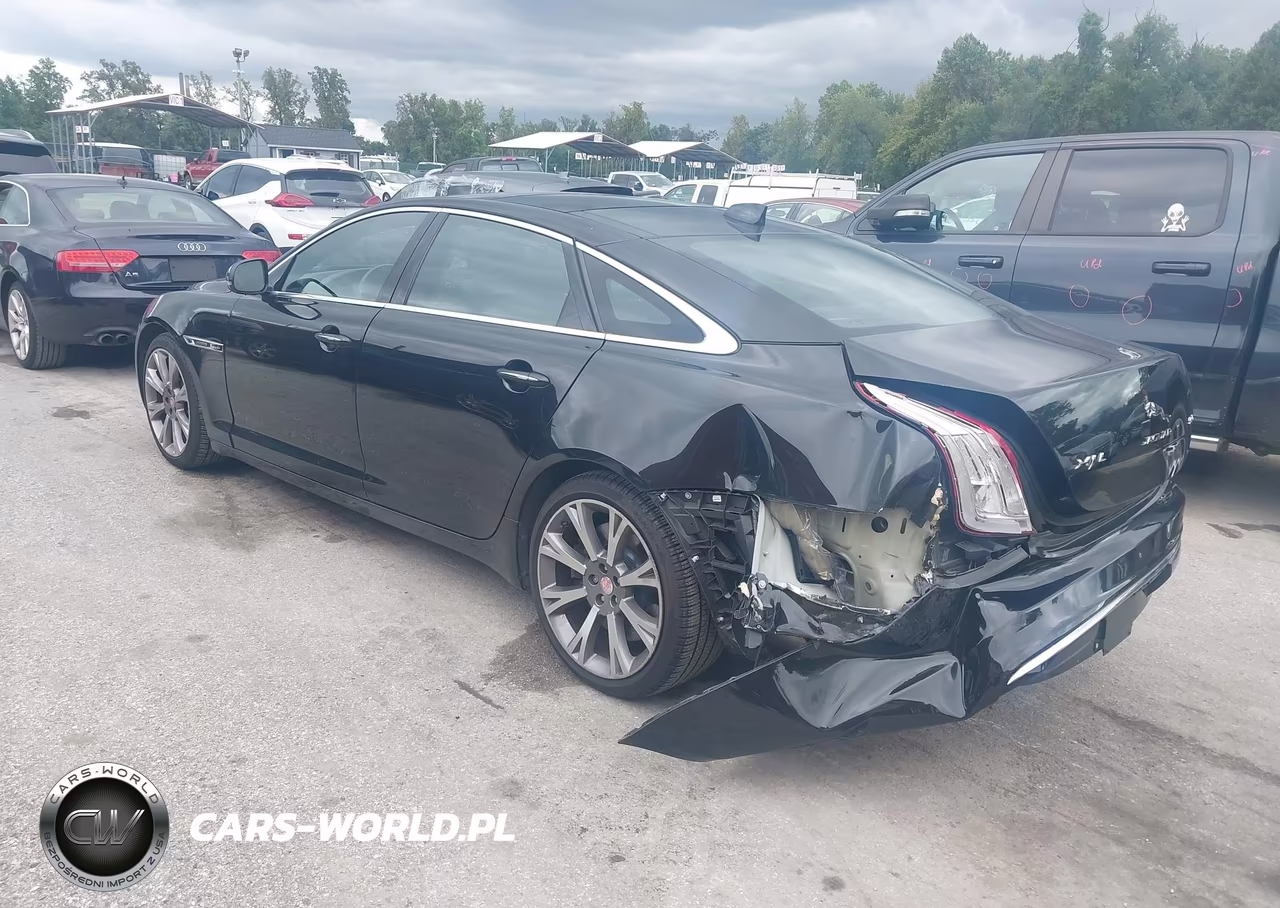 2017 Jaguar Xj Xjl Supercharged VIN:SAJWA2GE5HMW12687 - 3