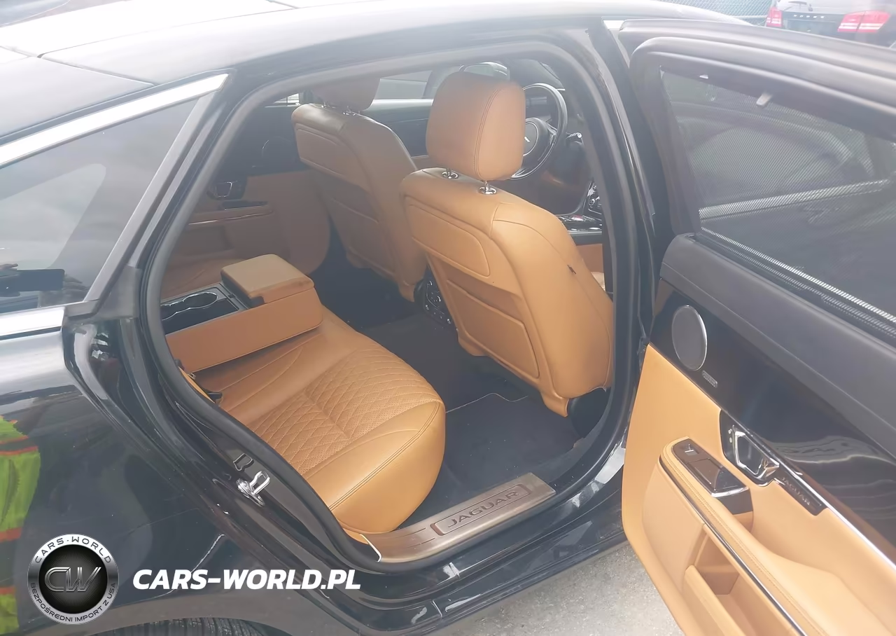 2017 Jaguar Xj Xjl Supercharged VIN:SAJWA2GE5HMW12687 - 8