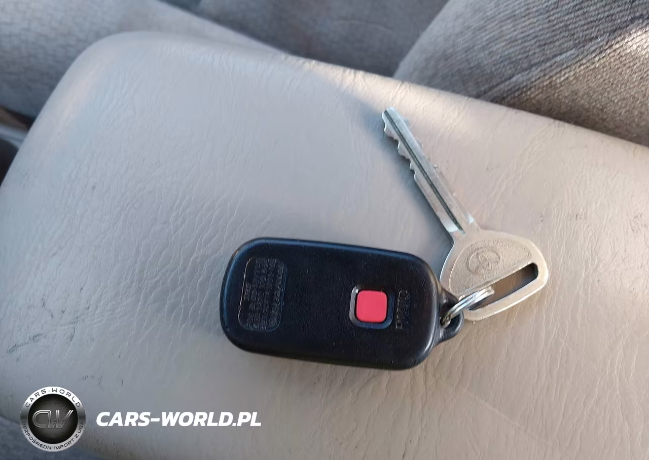 2004 Toyota Corolla Le VIN:1NXBR32E14Z228592 - 11