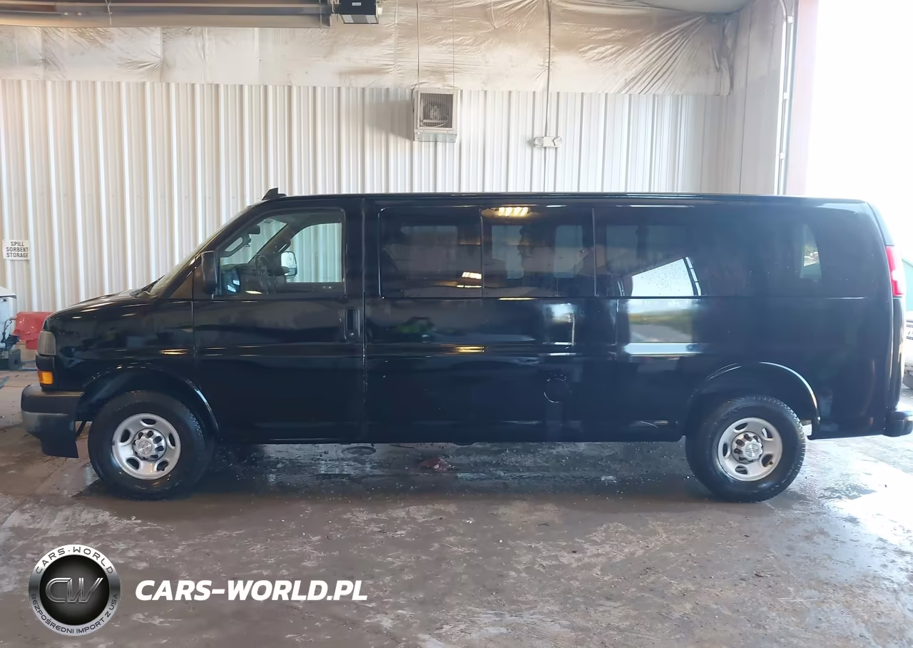 2019 Chevrolet Express 3500 Ls VIN:1GAZGNFG5K1352792 - 16