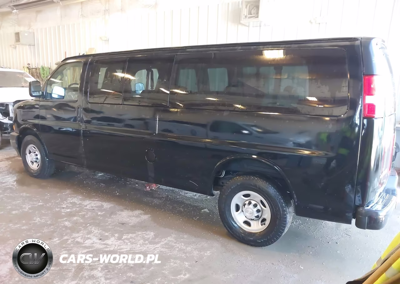 2019 Chevrolet Express 3500 Ls VIN:1GAZGNFG5K1352792 - 3