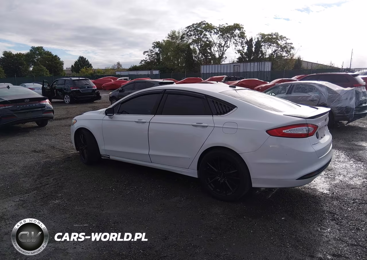 2014 Ford Fusion Se VIN:3FA6P0H77ER381110 - 3