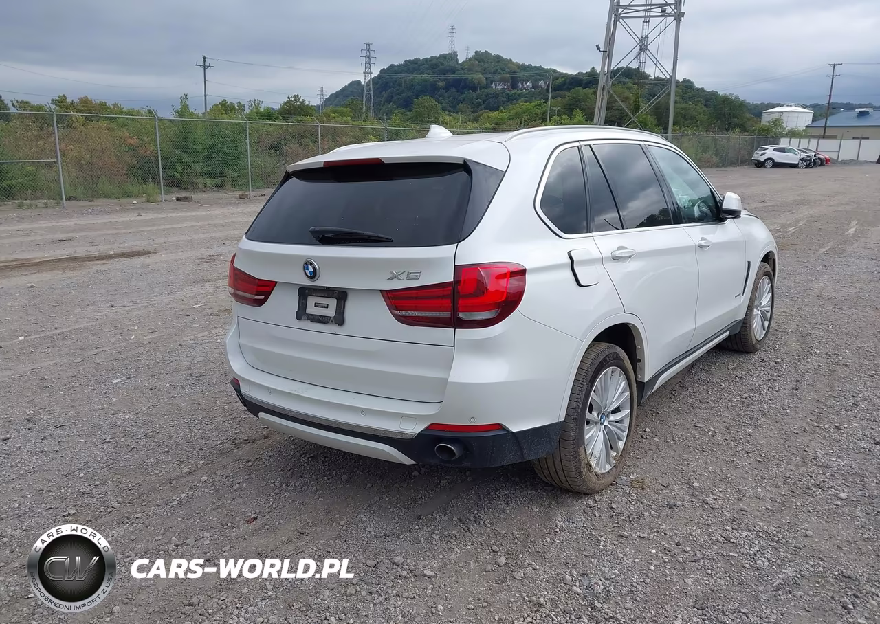 2016 BMW X5 xDrive35I VIN:5UXKR0C53G0P19323 - 4