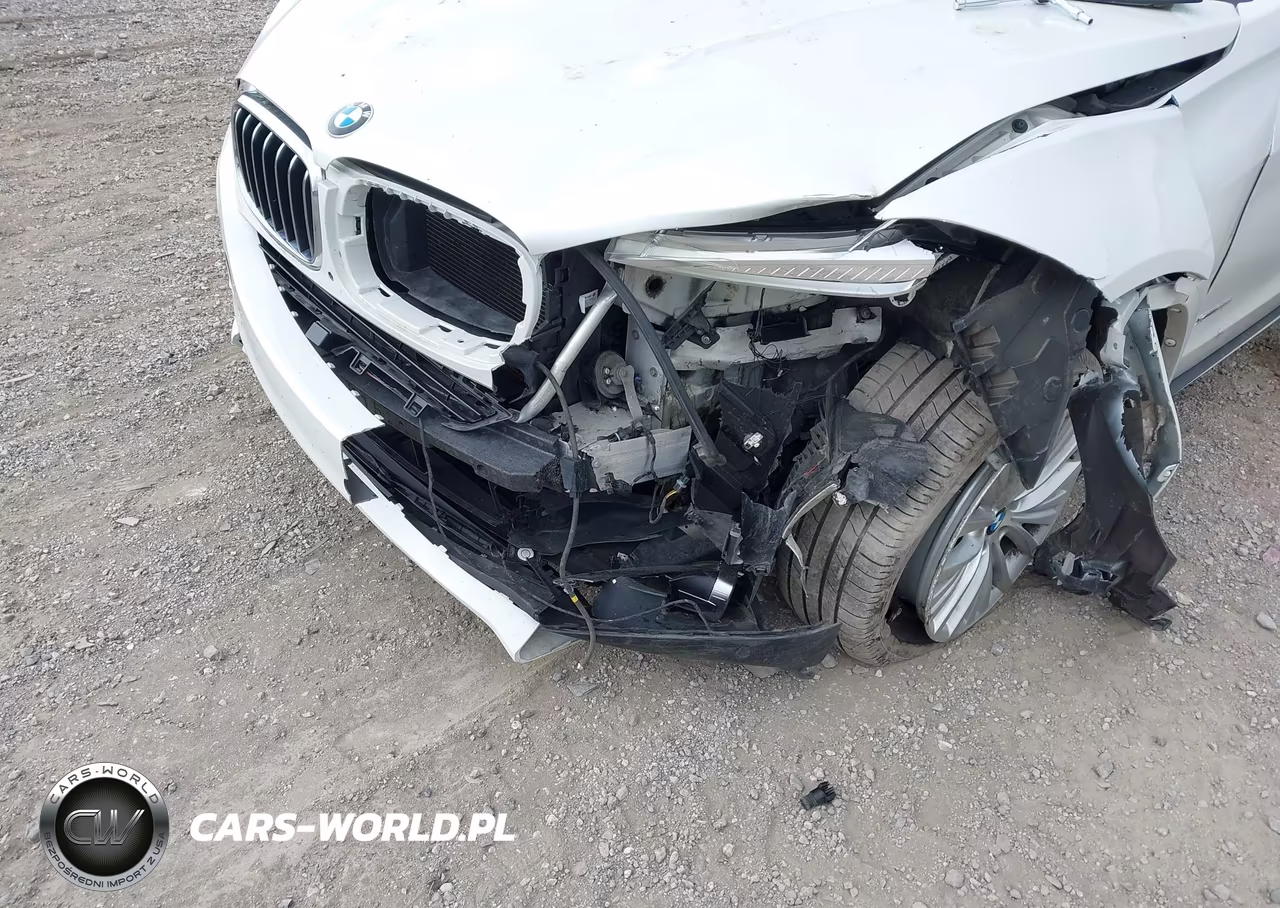 2016 BMW X5 xDrive35I VIN:5UXKR0C53G0P19323 - 6