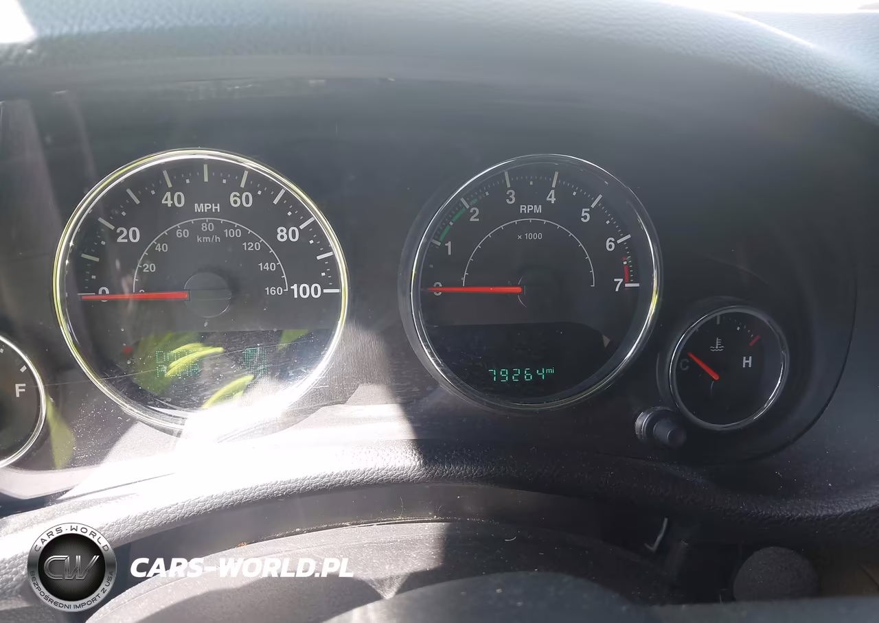 2014 Jeep Wrangler Willys Wheeler VIN:1C4AJWAG5EL326060 - 7