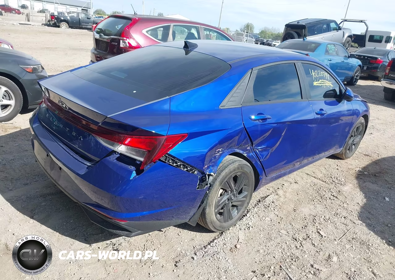 2023 Hyundai Elantra Sel VIN:KMHLM4AG5PU501940 - 4