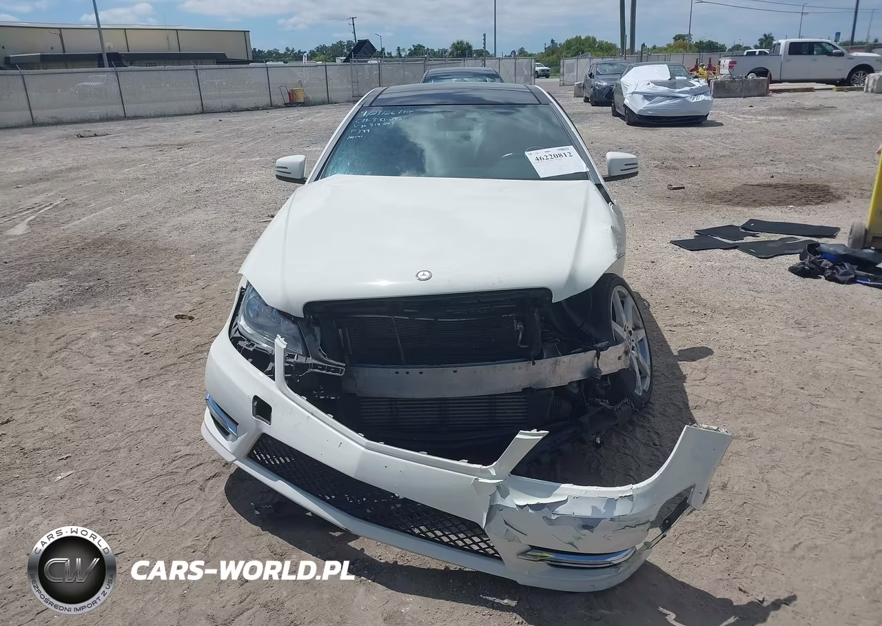2012 Mercedes-Benz C 250 VIN:WDDGJ4HB7CF819443 - 13