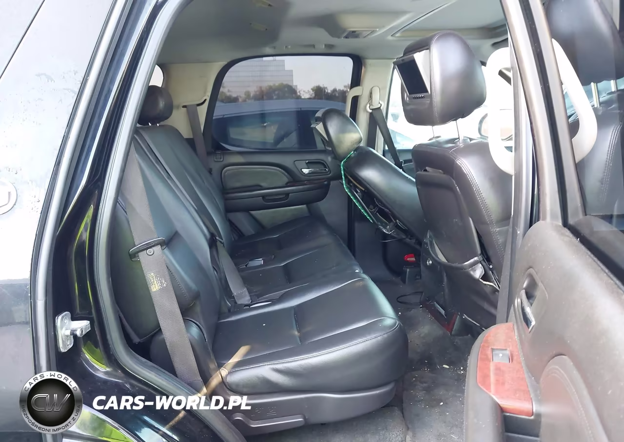 2007 Cadillac Escalade Standard VIN:1GYFK63867R164748 - 8