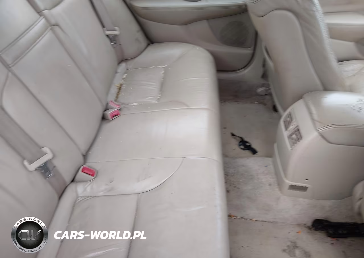 2002 Lexus Es 300 VIN:JTHBF30G825013184 - 8