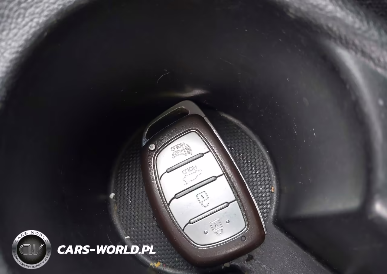 2019 Hyundai Elantra Value Edition VIN:KMHD84LF7KU833478 - 11