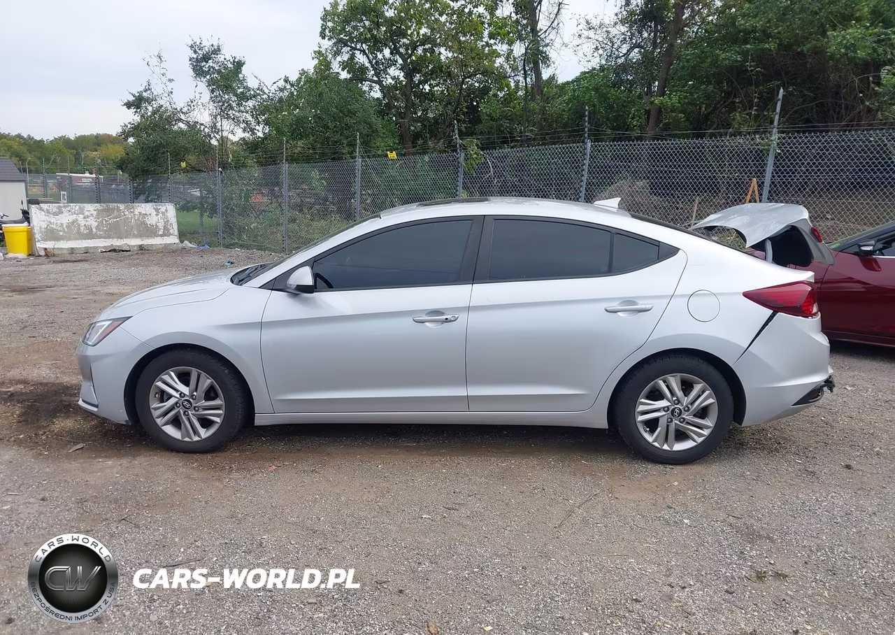 2019 Hyundai Elantra Value Edition VIN:KMHD84LF7KU833478 - 15