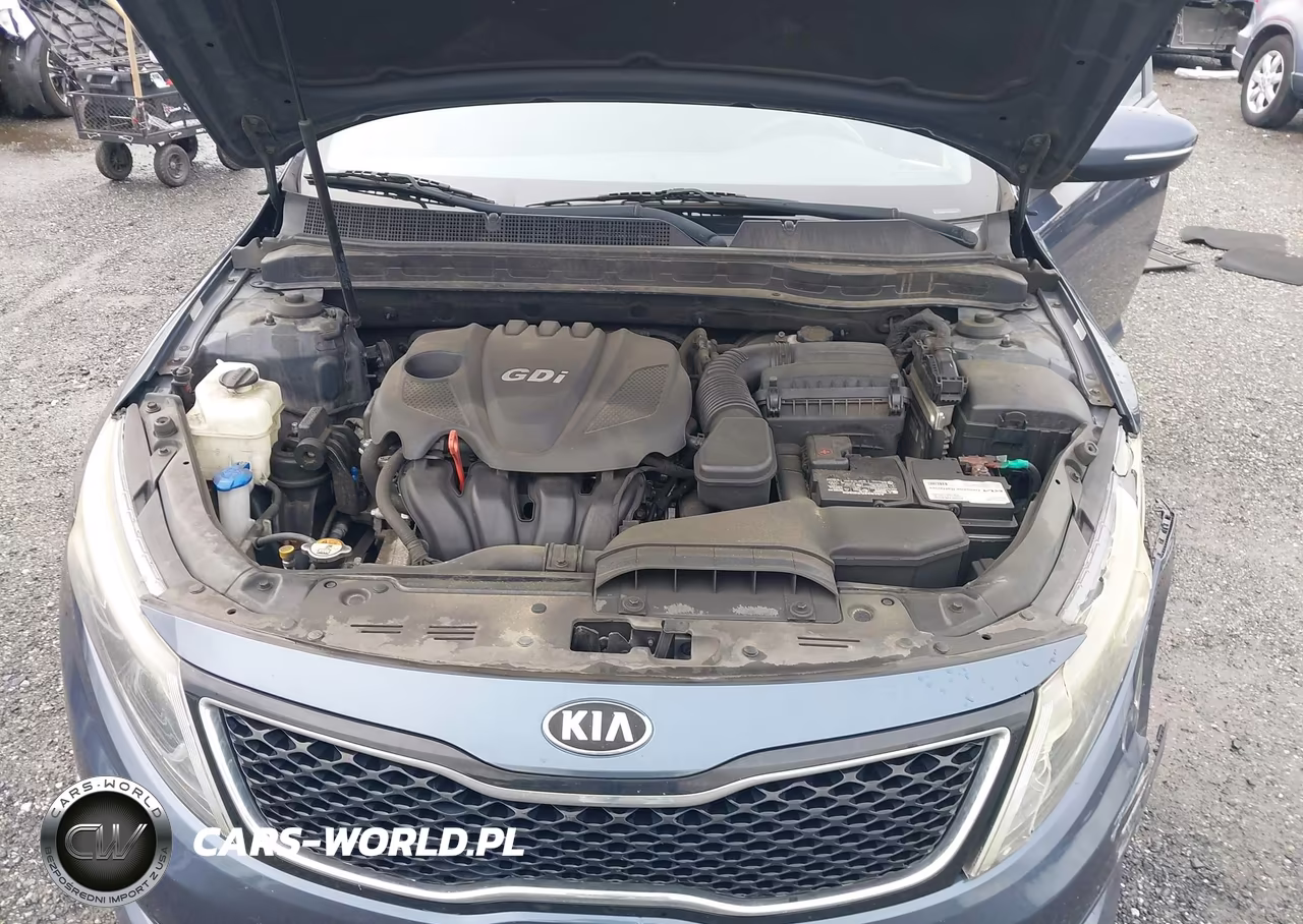 2015 Kia Optima Lx VIN:5XXGM4A75FG472594 - 10